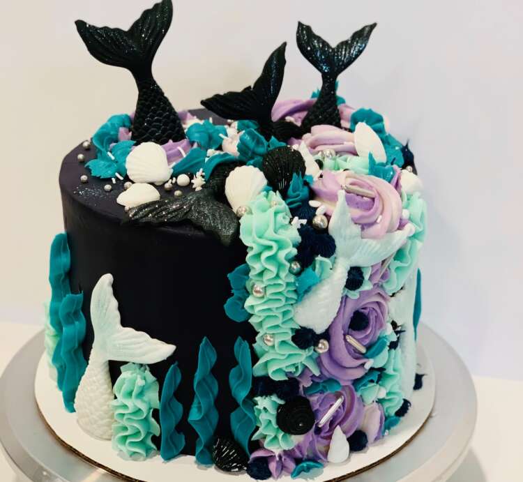 Dark purple Mermaid Cake with black tails