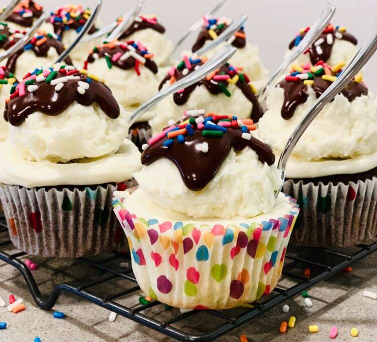 Ice Cream Sundae Cupcakes