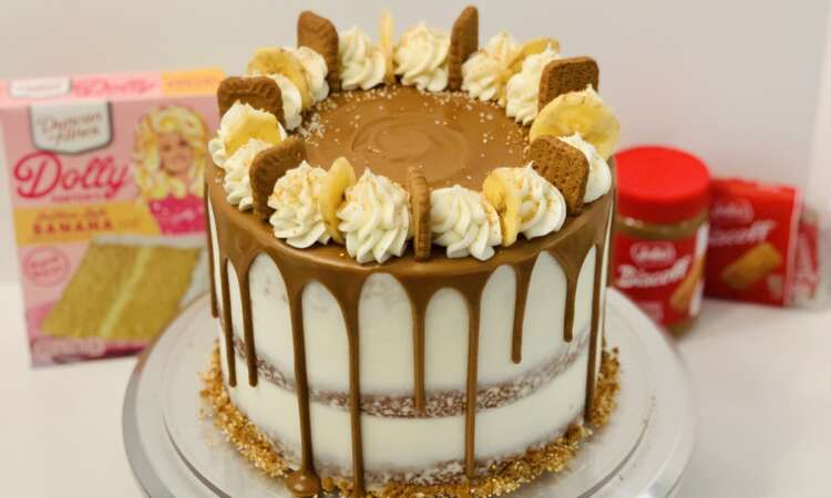 Banana Biscoff Cake